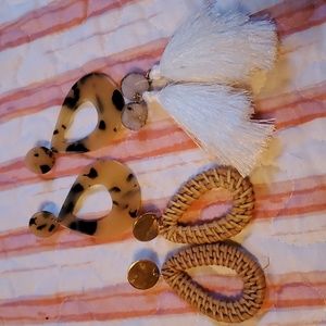 Women's costume earrings